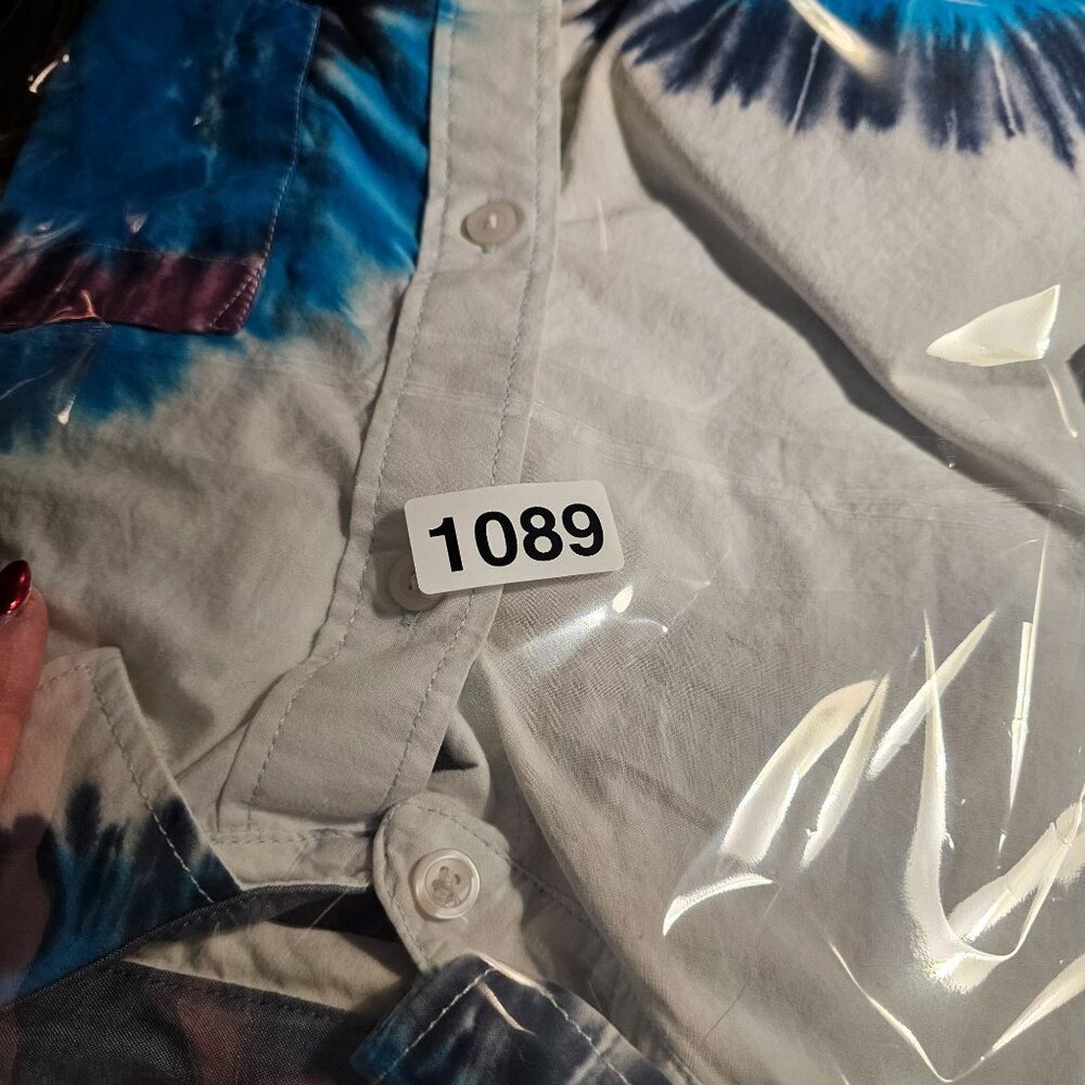 VANS Mens Tie Dye Hippie Surfer Skate Hawaiian Beach Shirt Medium Button Front - Picture 10 of 10